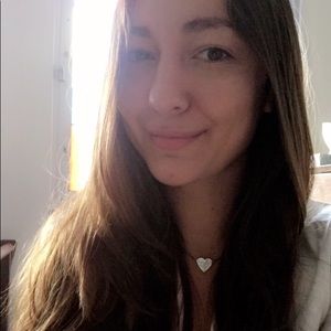 Meet your Posher, Lena